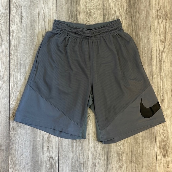 Nike Other - Men’s Nike basketball shorts